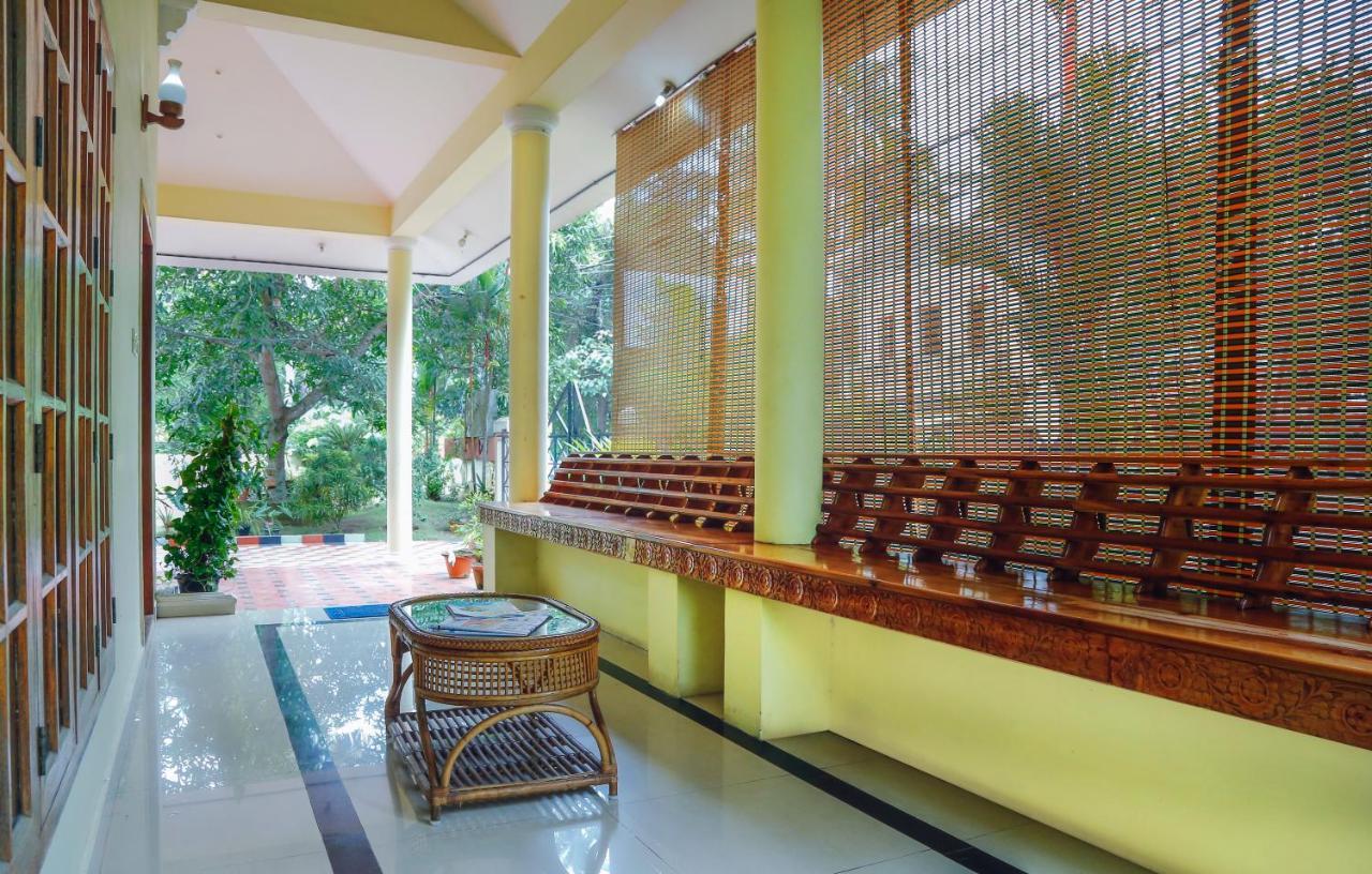 La Exotica Hotel Varkala Buitenkant foto