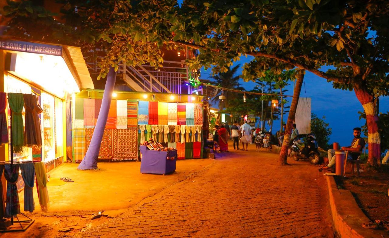 La Exotica Hotel Varkala Buitenkant foto