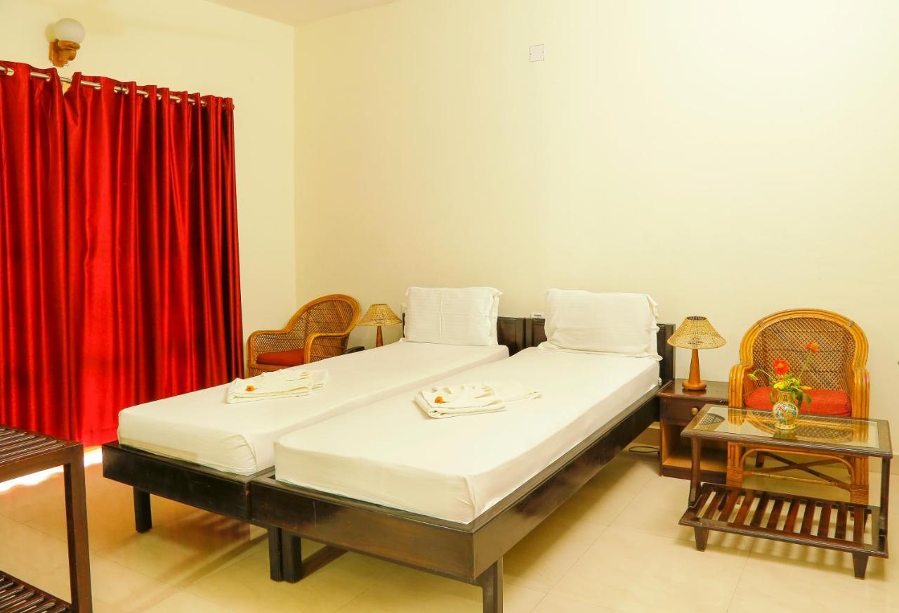La Exotica Hotel Varkala Buitenkant foto