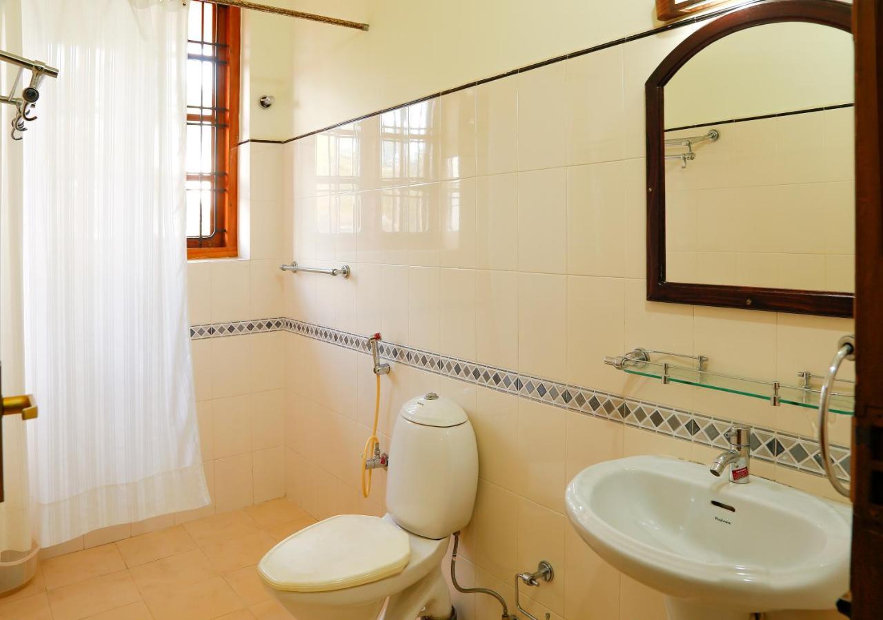 La Exotica Hotel Varkala Buitenkant foto