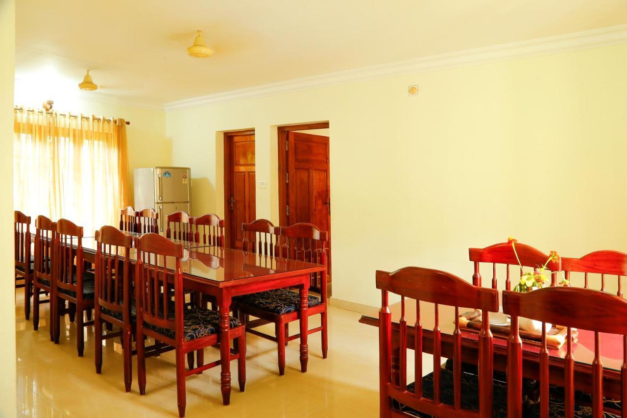La Exotica Hotel Varkala Buitenkant foto
